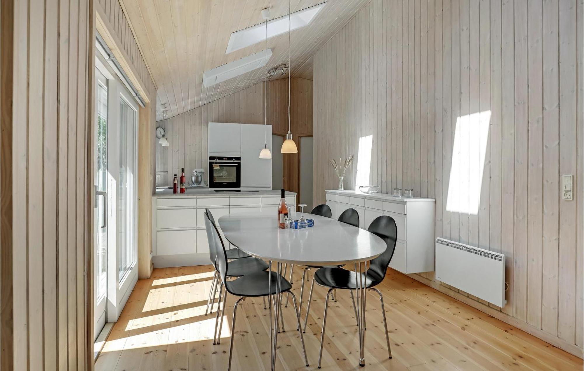 Awesome Home In Nexo With Sauna Snogebæk 외부 사진