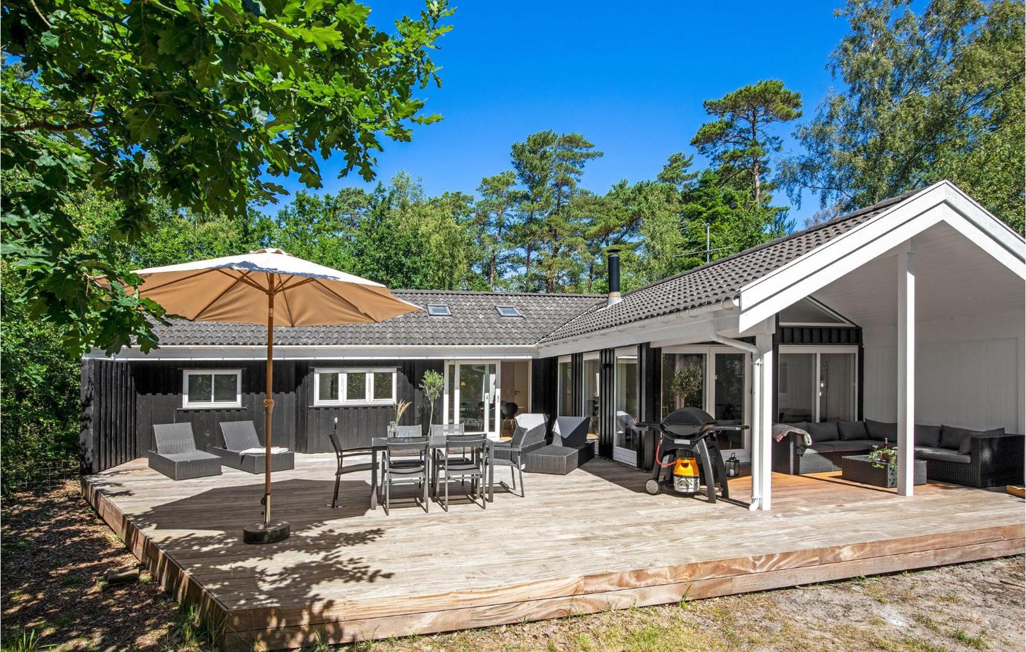Awesome Home In Nexo With Sauna Snogebæk 외부 사진