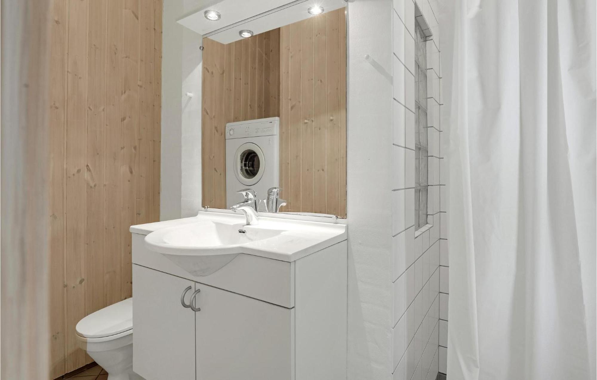 Awesome Home In Nexo With Sauna Snogebæk 외부 사진